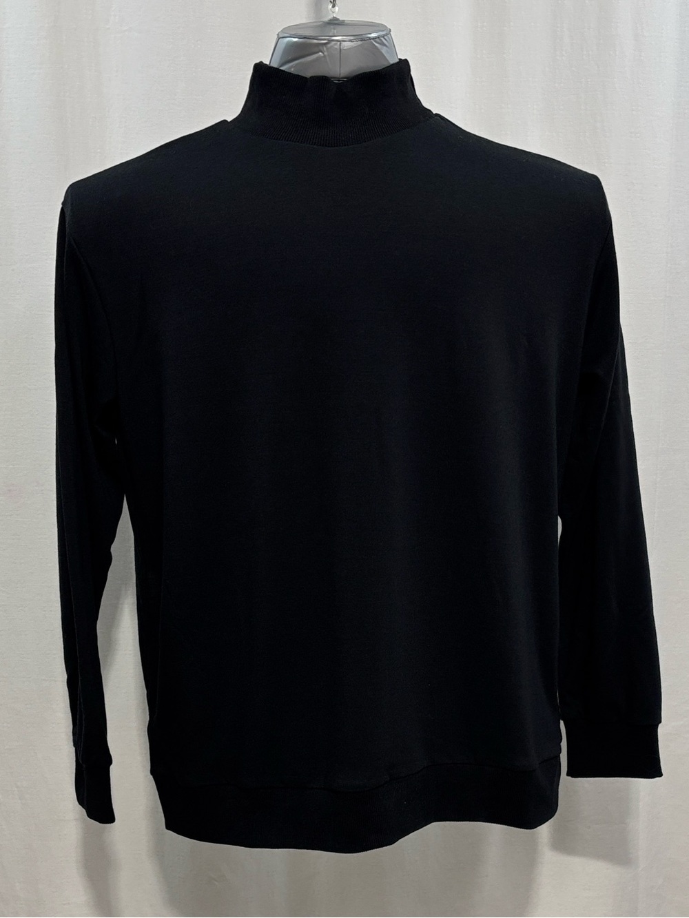 Classic Men's Black Turtleneck Sweater w/pockets Streamlined Everyday Layer 348